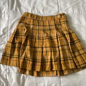 yellow plaid skirt
